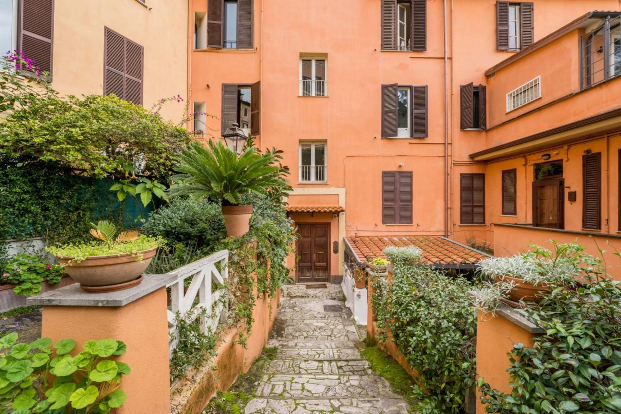 Fl Apartments Il Piccolo Borgo Di Trastevere Roma Exterior foto